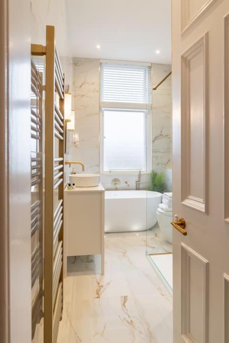 The Devonshire Suite - Your 5 Star West End Stay! Glasgow Ngoại thất bức ảnh